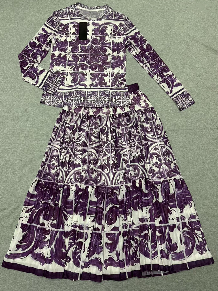 Vintage Fashion Pieces - Retro blue-and-white porcelain printed long-sleeved elastic