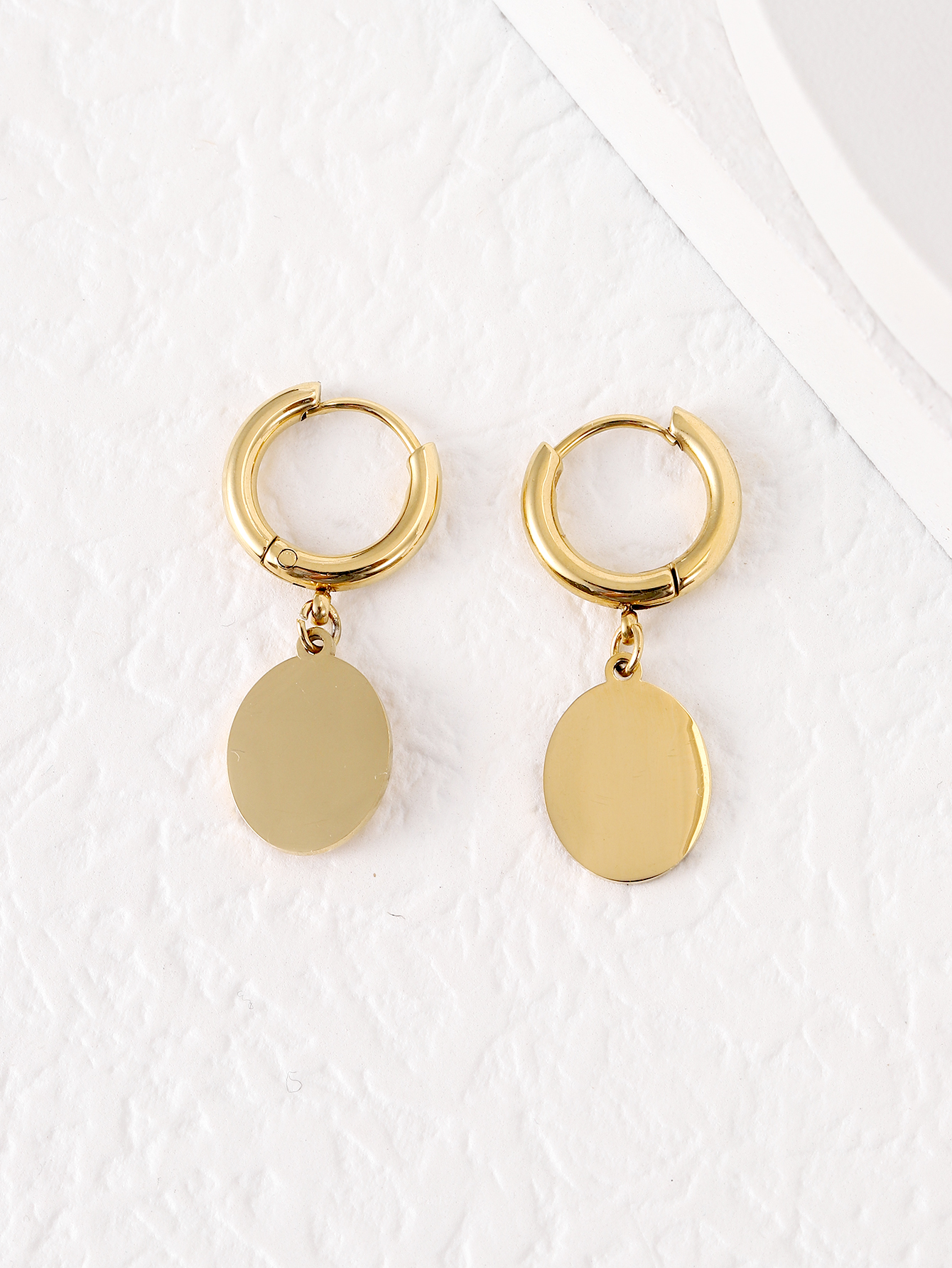 GD Classic Shiny Nova Star Ear - Vintage Fashion Nova recension och pris