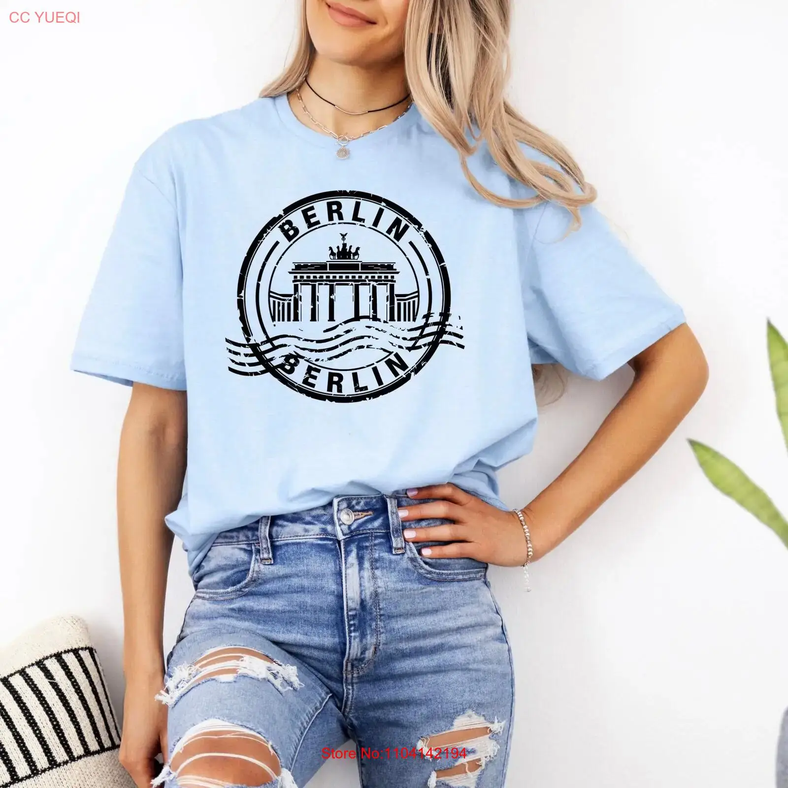 Berlin Passport Stamp T Shirt  - Vintage Fashion Berlin recension och pris