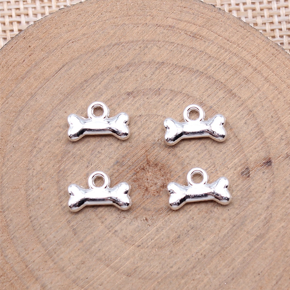 20pcs 10x7mm 5 Colors Dog Bone - Vintage Fashion Words recension och pris