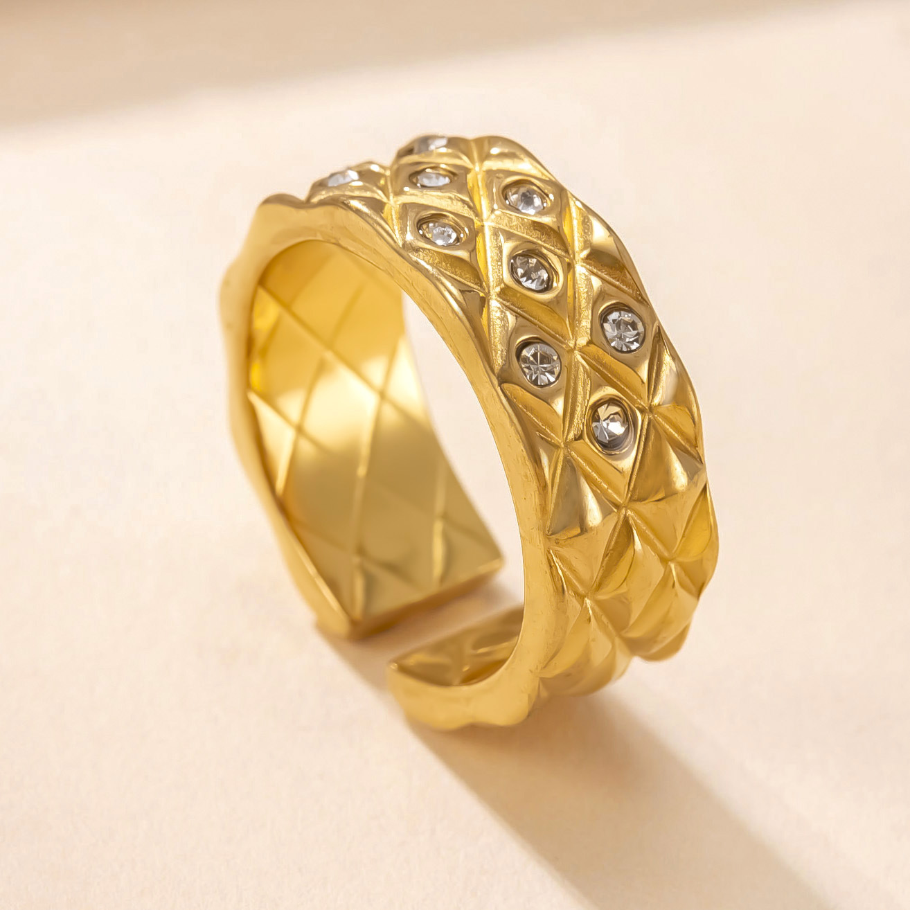 Golden Color Sparkling Cubic Z - Vintage Fashion Rings For Women recension och pris