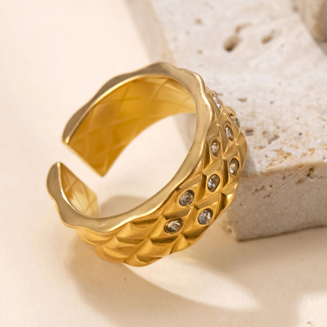 Golden Color Sparkling Cubic Z - Vintage Fashion Rings For Women recension och pris